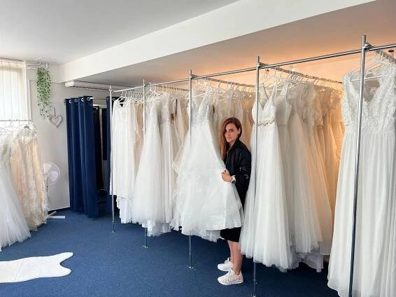 Svatební salon Blanche | Půjčovna a prodejna svatebních šatů