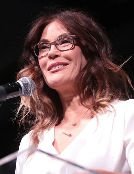 Teri Hatcher