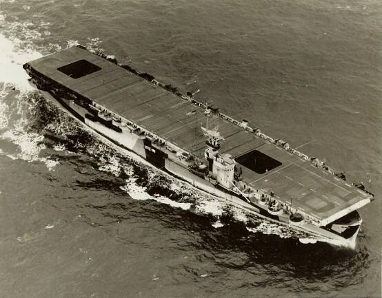 CVE - USS Ommaney Bay (CVE-79) : Doprovodné letadlové lodě