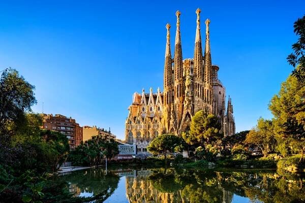 Spain travel guide