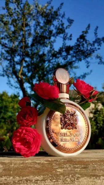 Fakhar Rose Lattafa Perfumes pro ženy