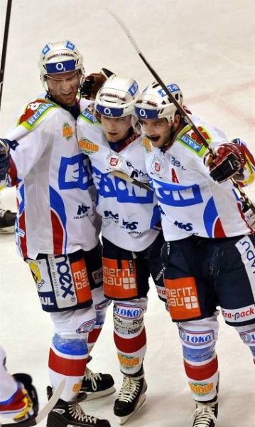 Oslabené Pardubice porazily Zlín a dotáhly se na vedoucí Vítkovice