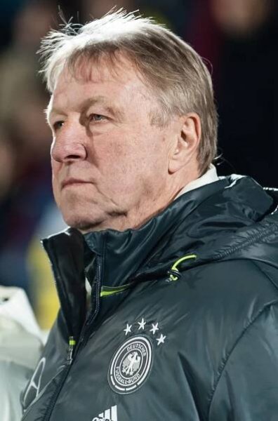 Soubor:Horst Hrubesch 2016.jpg