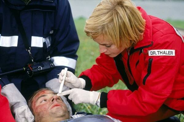 Otto Beckmann, Roswitha Meyer - Medicopter 117 - Let naslepo - Z filmu