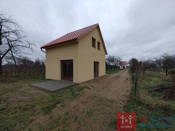 Pronájem rodinného domu 70 m², pozemek 626 m², Znojmo
