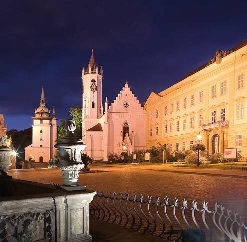 Teplický zámek - Regionální muzem v Teplicích - VisitTeplice.com