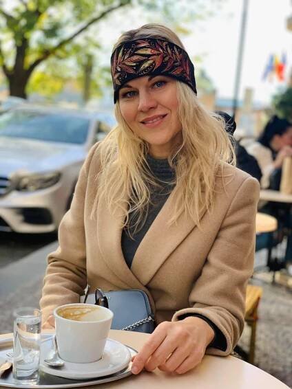 Čelenka černá s bronzovočervenými listy - ANNA ANNA
