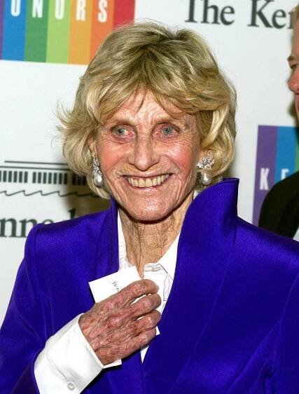Foto k tématu Jean Kennedy Smith – stránka 1