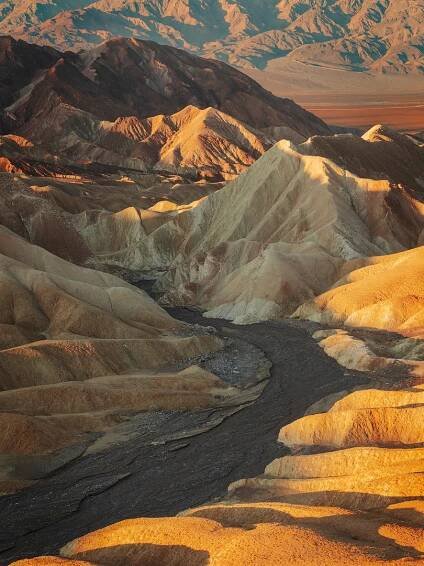Lucian Florea -because light travels through my eyes - death valley