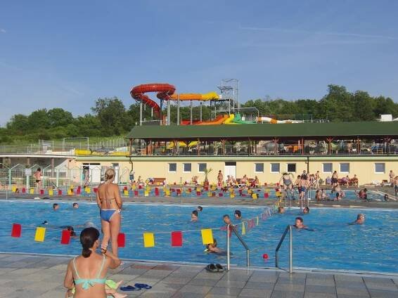 Podhájska - Bungalovy Energy I., termální bazén zdarma - NEMO tour 