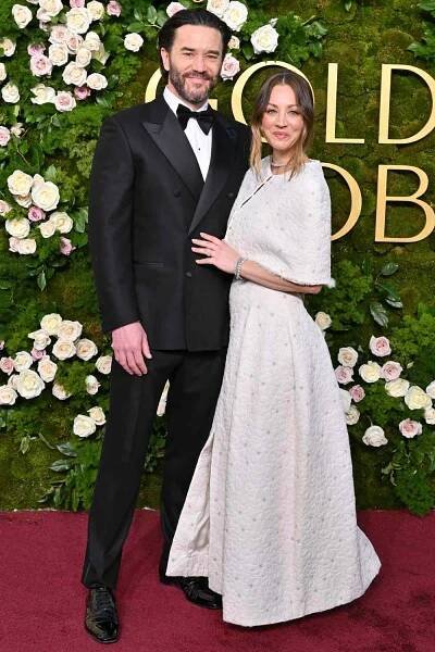 Tom Pelphrey and Kaley Cuoco attend the 82nd Annual Golden Globe Awards at The Beverly Hilton on January 05, 2025