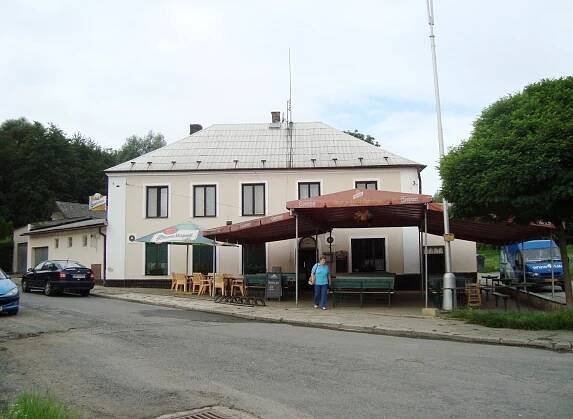 Fotky - Olomouc-Neředín-Neředínská ulice-restaurace U rybníčku - 21.07.2009