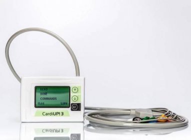 CardyUP!3 EKG Holter s LCD displejom