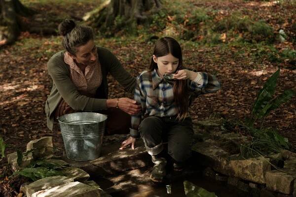 Carrie Crowley, Catherine Clinch - Mlčenlivá dívka - Z filmu