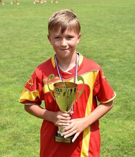 Béčko žáků Junioru přebralo pohár a medaile