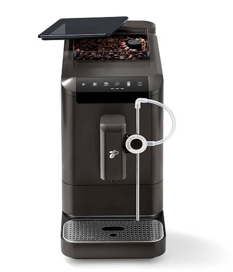 Ein "Schaum" wird wahr: Kaffeespezialitäten mit dem neuen Vollautomaten Esperto2 Milk - Tchibo
