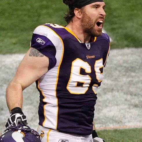 Vikings’ Jared Allen breaks franchise sacks record