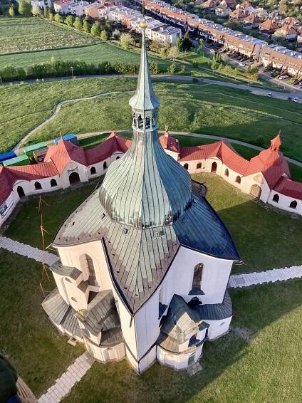 Odměna za odvahu v oblacích? Výhledy na Žďár, které berou dech