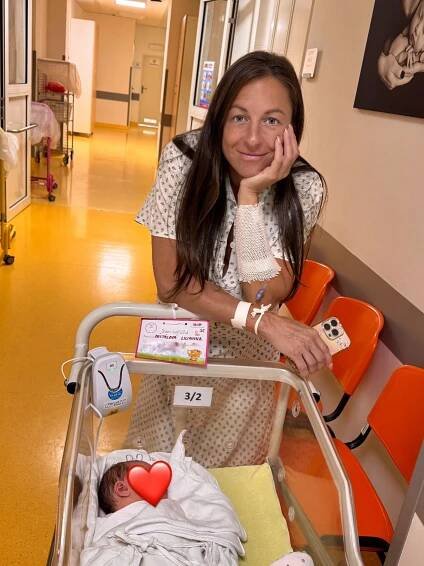 Mámou ve 40! Miss Problem Michaela Dostálová porodila dceru. Zápasnice jí dala krásné jméno