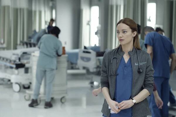 Transplant - Relapse - Z filmu - Laurence Leboeuf