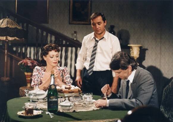 Stanislava Bartošová, Viktor Preiss, Jaromír Hanzlík - Bankovní dům Daubner - Z filmu