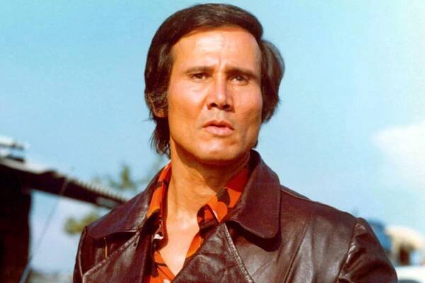 Henry Silva