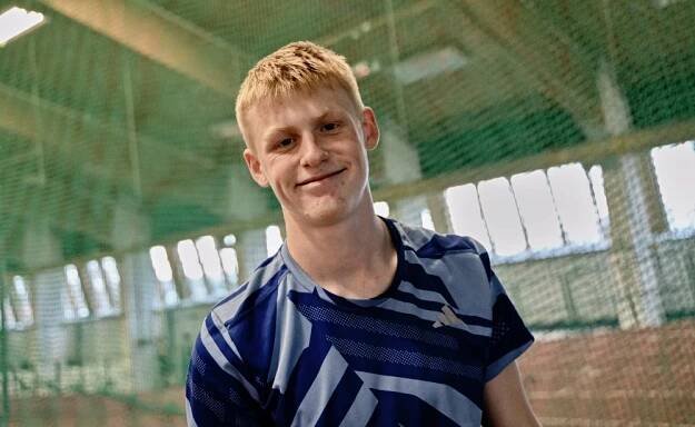Tomas Järvinen vymění v hale víceboj za čtyřstovku. Důvodem bylo natržené tříslo