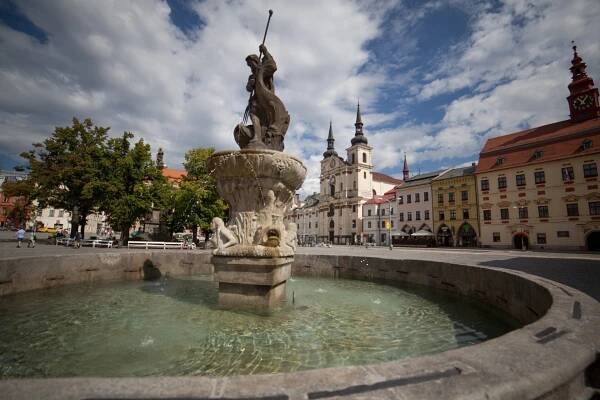 Směnárna Jihlava: Kde vyměnit peníze za nejlepší kurz?