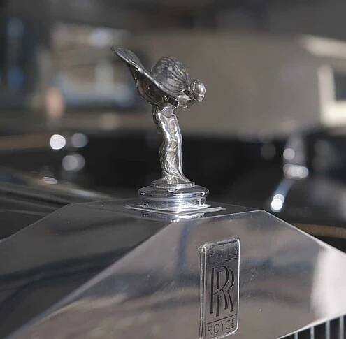 Rolls Royce | Najem limuzine Ruska dača | Kraljevski Rolls Royce