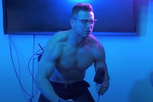 WWE star The Miz punks Jimmy Kimmel's staff by delivering super dramatic performance reviews