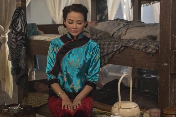 Sevření Singapuru - The Singapore Grip - Z filmu - Elizabeth Tan