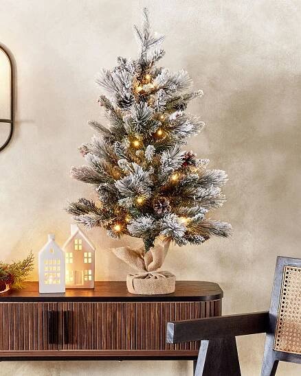 Vánoční stromek se světýlky v jutovém pytli 90 cm bílý MALIGNE