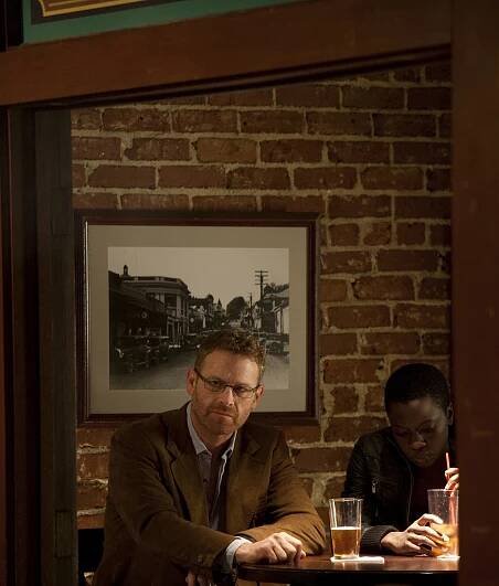 Anatomie lži - Odhalený - Z filmu - Max Martini, Danai Gurira