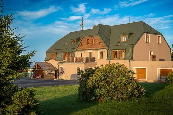 Ústecký kraj | Horský Hotel Lesná – ubytování a restaurace, Krušné Hory