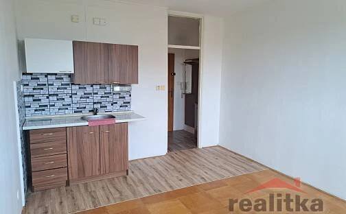 Pronájem bytu 1+kk, 21m2, Opava, ul. Edvarda Beneše