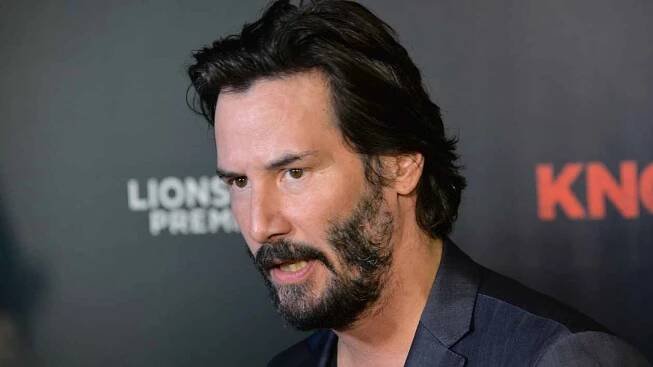 Keanu Reeves je tak trochu záhadný a samotářský muž.
