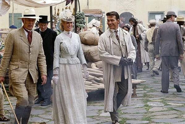 Roy Marsden, Alison Doody, Patrick Swayze - Doly krále Šalamouna - Z filmu