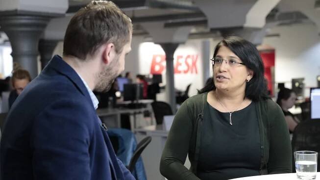 Jako „cikánku“ ji odmítli pustit do baru. Romská exposlankyně promluvila o ústrcích