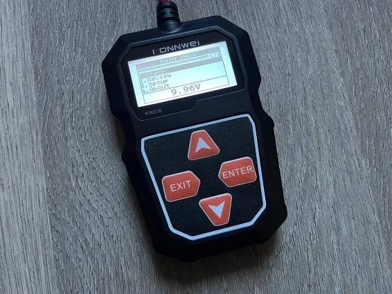 Tester autobaterie Konnwei KW208
