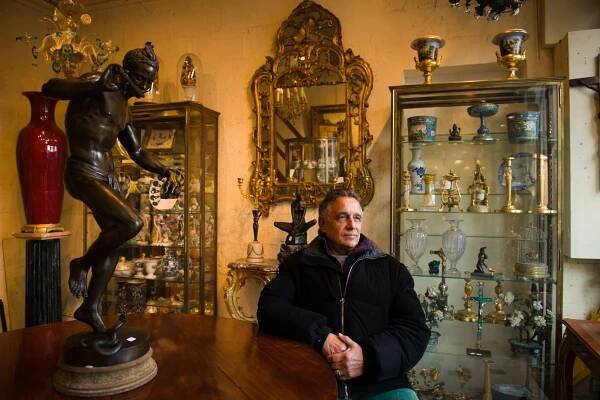 Vendors of the Paris-Saint-Ouen Flea Market — Aperture Tours