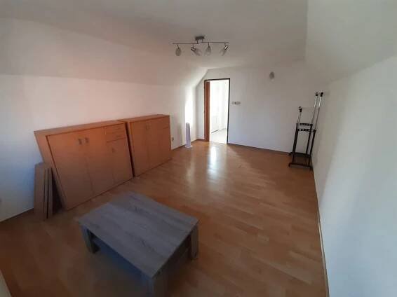 Pronájem bytu 1+1 38 m², K Rozhraní, Plzeň - Černice