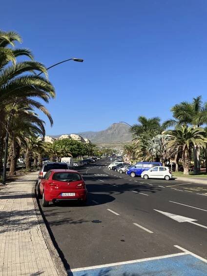 Showcase the entrace to Playa de los Cristianos