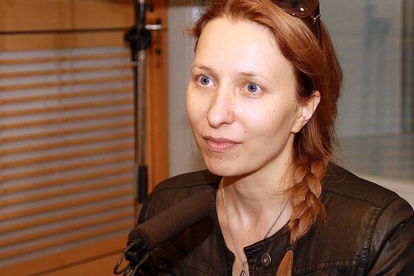 Tereza Bebarová ve studiu Radiožurnálu | iROZHLAS - spolehlivé zprávy