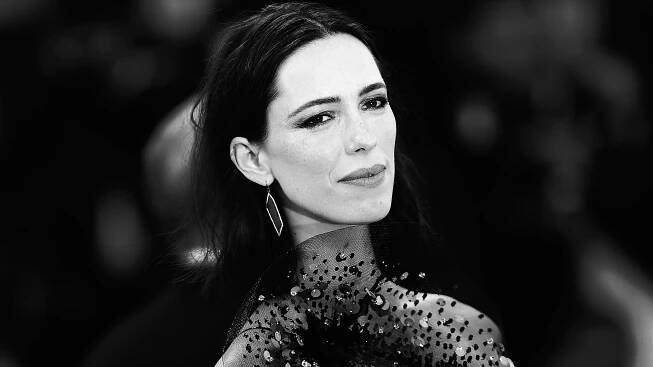 With ‘Passing,’ Rebecca Hall Honors Her Family’s Complicated History