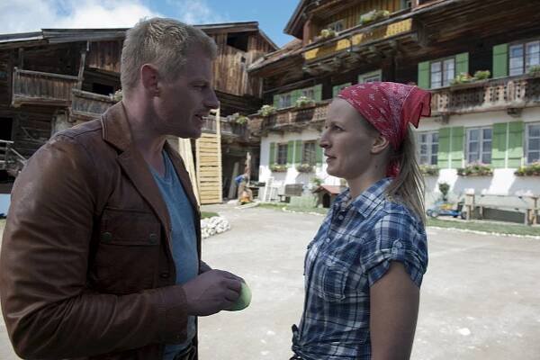 Záchranáři z hor - Smrtelná důvěra - Z filmu - Martin Gruber, Stefanie von Poser