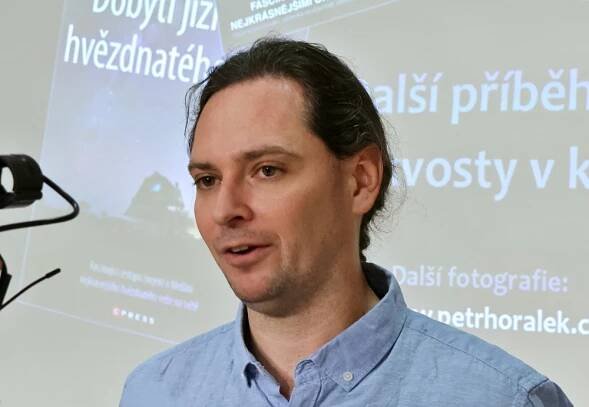 Astrofotograf Horálek přivezl do knihovny svůj „hvězdnatý ráj”