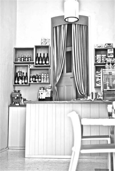 Bistro No. 19