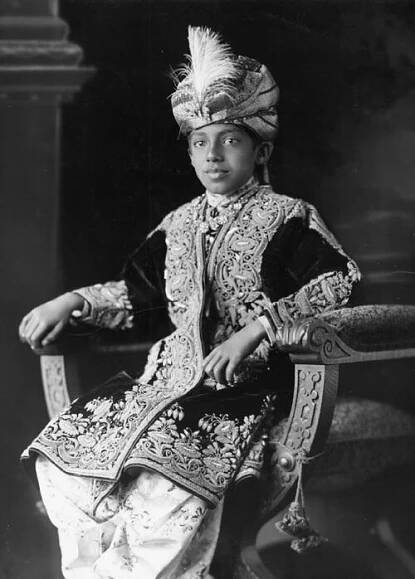 Sadiq Muhammad Khan Abbasi V - Wikipedia