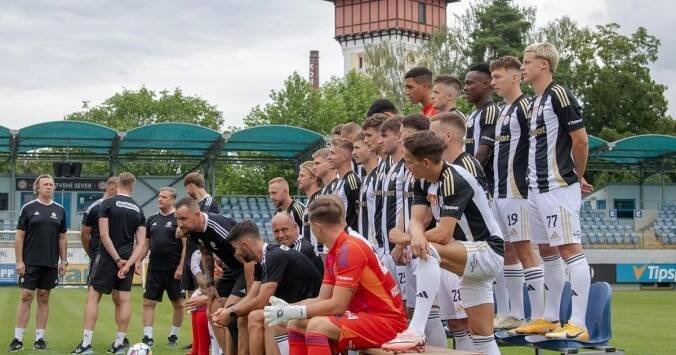 Fotbalový klub Dynamo České Budějovice má nového majitele. Ten ale na tiskovou konferenci nedorazil