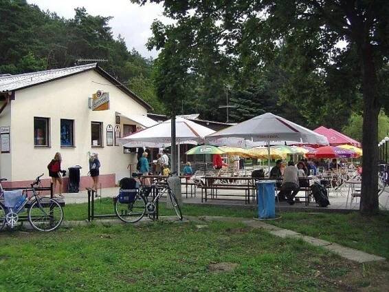 Galerie kempu a restaurace